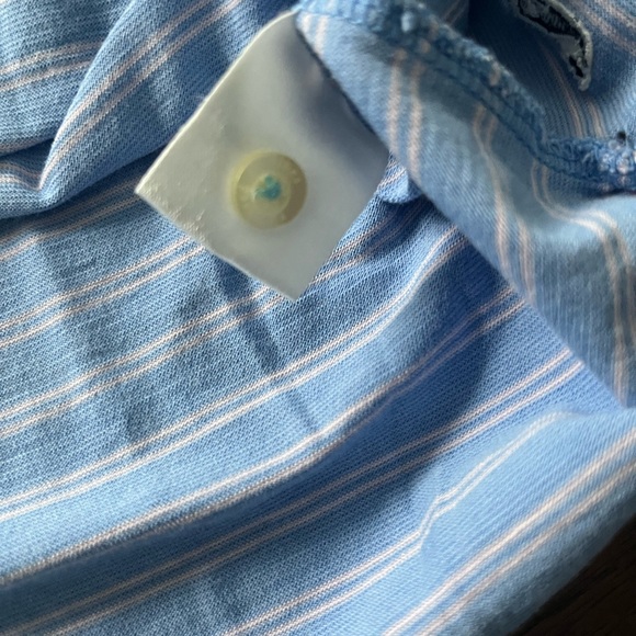 Vineyard vines blue and pink striped golf polo XL ( 2 extremely small flaws ) - Picture 8 of 11